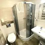Bed & Breakfast Jachtowa I Restauracja