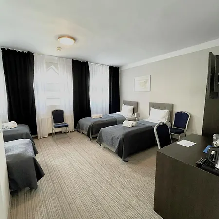 Bed & Breakfast Jachtowa I Restauracja 4*