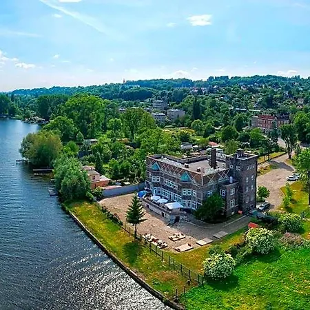 Jachtowa I Restauracja Bed and breakfast 4*