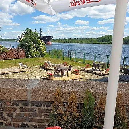 Jachtowa I Restauracja Panzió Szczecin