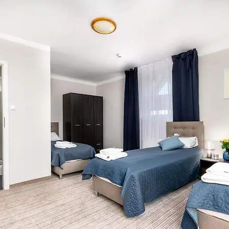 Bed & Breakfast Jachtowa I Restauracja 4*