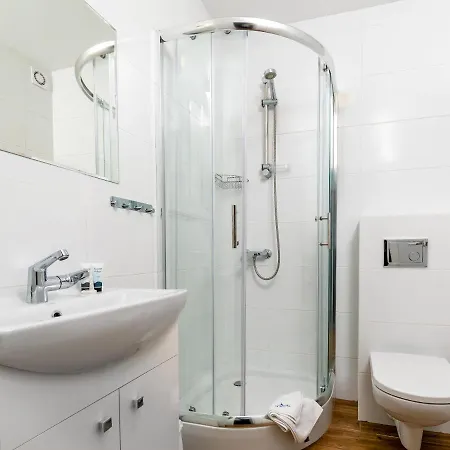 Jachtowa I Restauracja 4* Szczecin